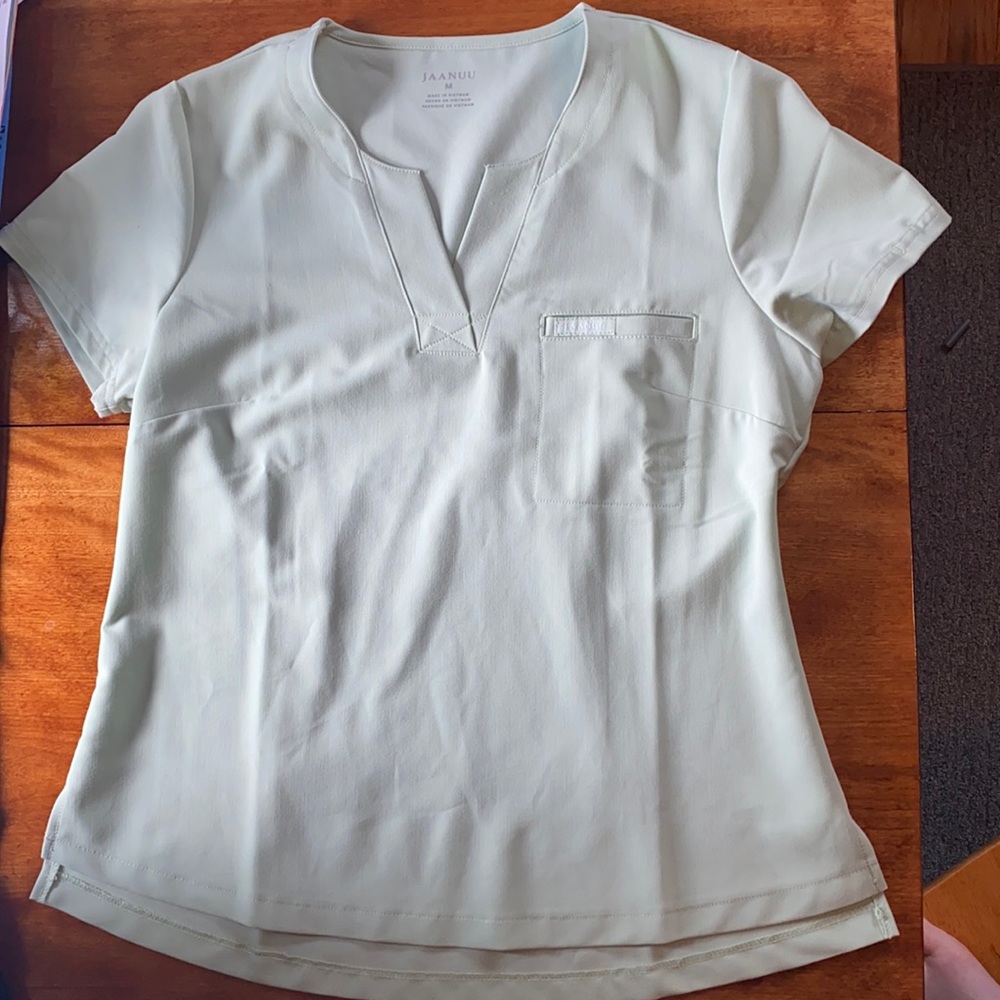 Women’s Jaanuu scrub set SAGE